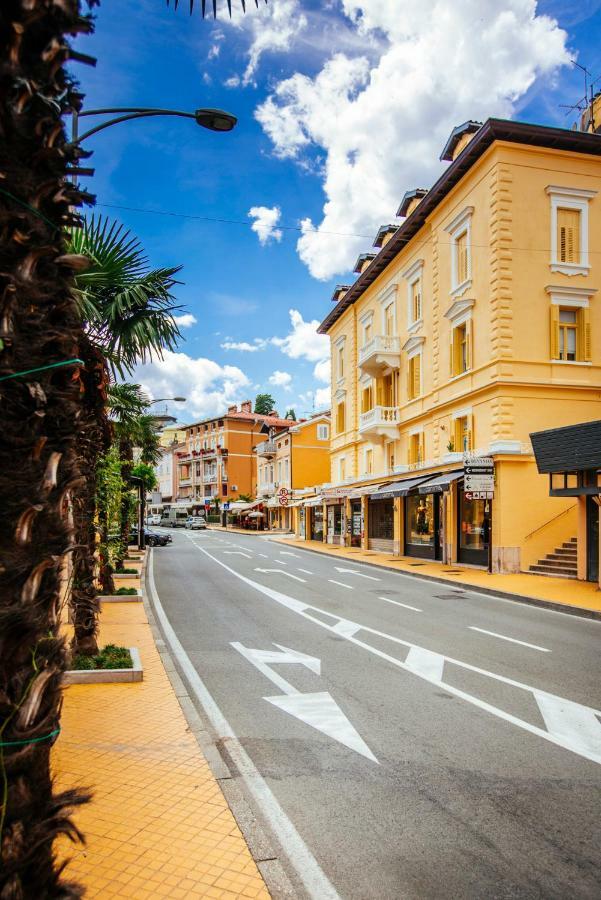 Premium Apartments Villa Herkules Abbázia Kültér fotó